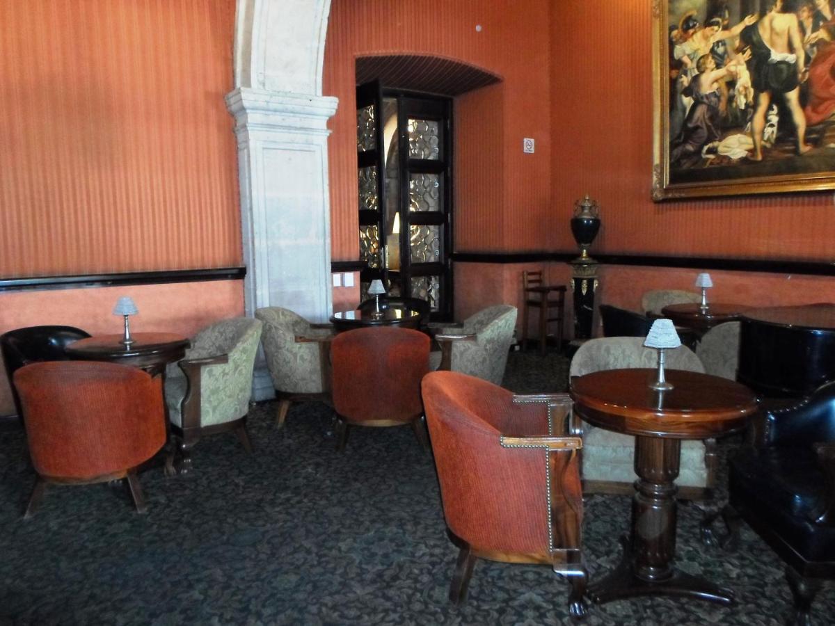 Virrey De Mendoza Hotell Morelia Eksteriør bilde