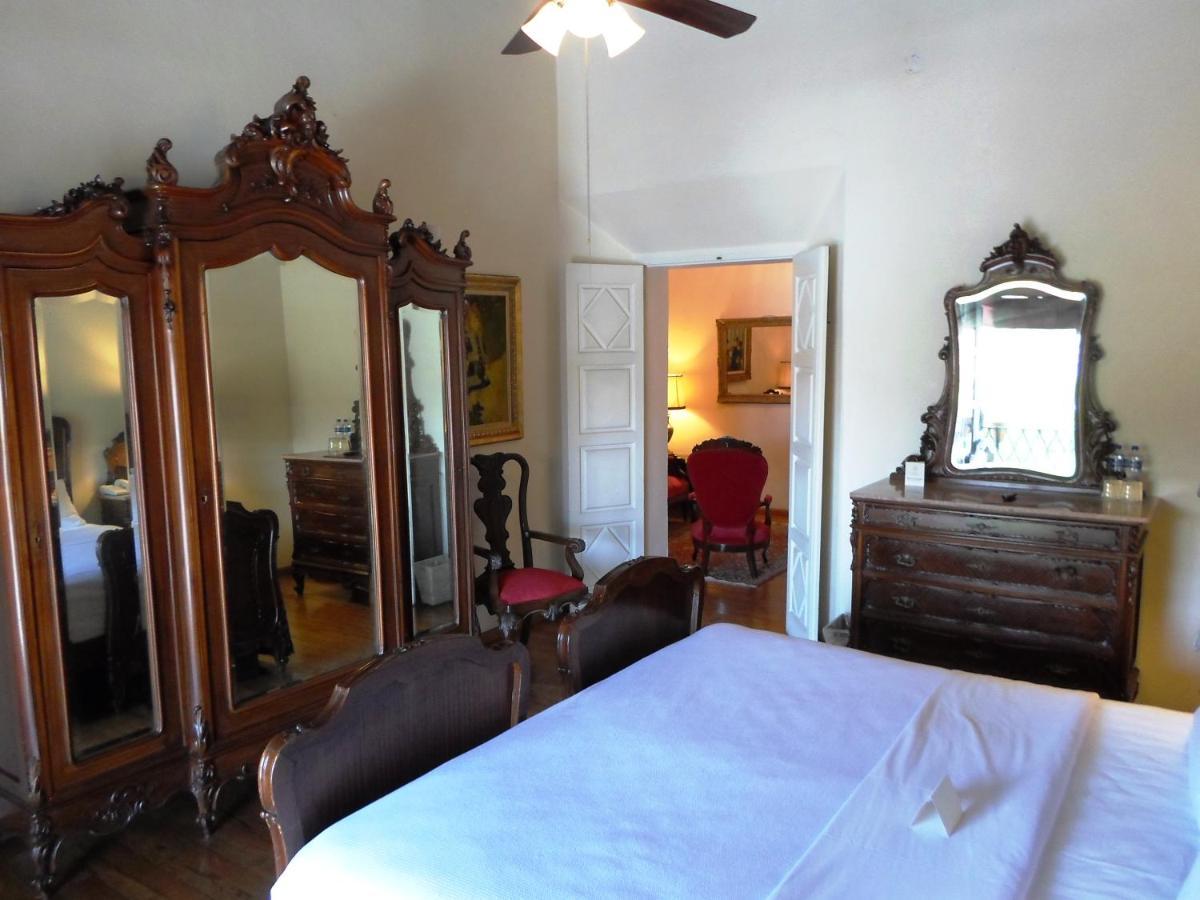 Virrey De Mendoza Hotell Morelia Rom bilde